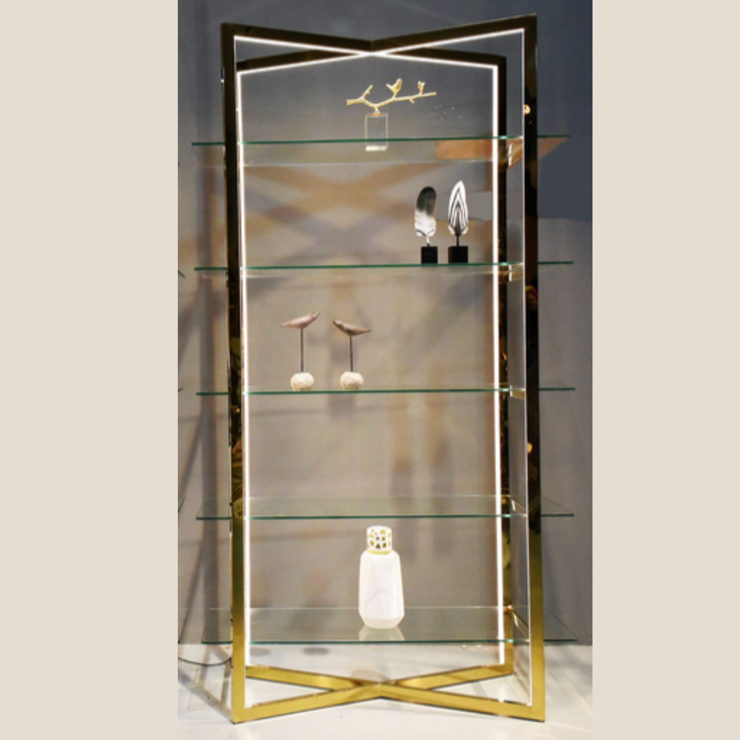 622 Gold Étagère with LED Light