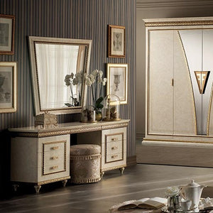 Fantasia Vanity