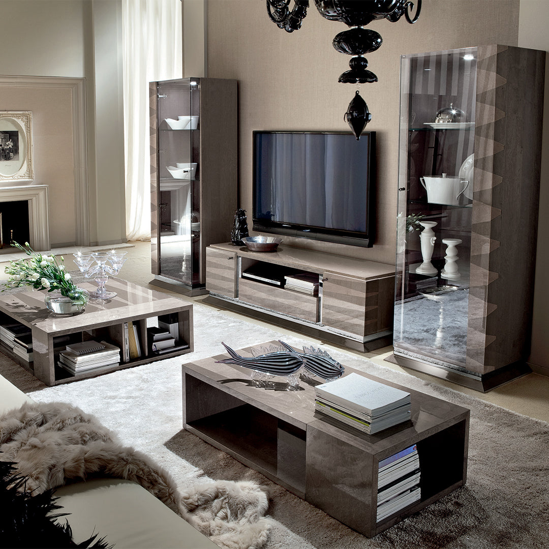 Monaco Entertainment Center